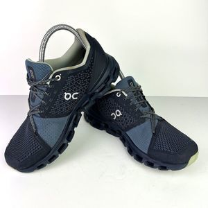 ON RUNNING Cloudstratus Womens Athletic Sneaker Shoes Size 8.5 Cushioned Lace Up
